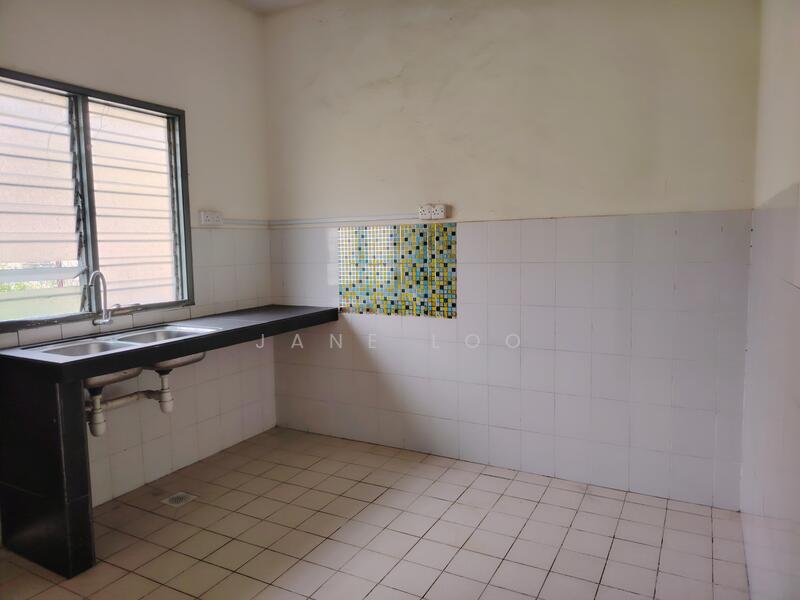 Lestari Putra untuk Untuk Disewa - RM 1,300 /bulan, Apr 2026 - Kitchen - PropertyGuru.com.my