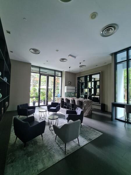 Service Residence for Sale at Hampshire Place - Wong Chee Keong - Living Room - PropertyGuru.com.my