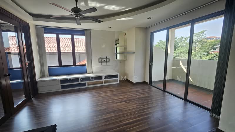 Banglo Lot Kosong untuk Dijual di Sungai Buloh (Selangor) - Suhkor Md Dom - Living Room - PropertyGuru.com.my