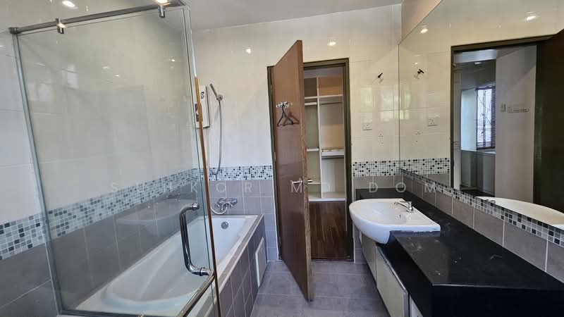 Banglo Lot Kosong untuk Dijual di Sungai Buloh (Selangor) - Suhkor Md Dom - Bathroom - PropertyGuru.com.my