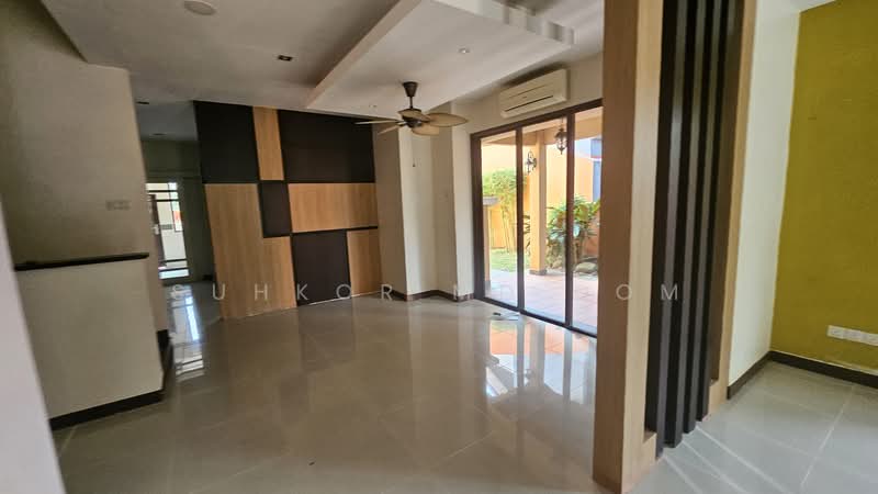 Banglo Lot Kosong untuk Dijual di Sungai Buloh (Selangor) - Suhkor Md Dom - Living Room - PropertyGuru.com.my