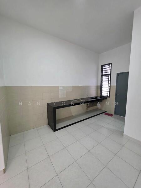 Skudai untuk Untuk Dijual - RM 635,000, Feb 2026 - Kitchen - PropertyGuru.com.my