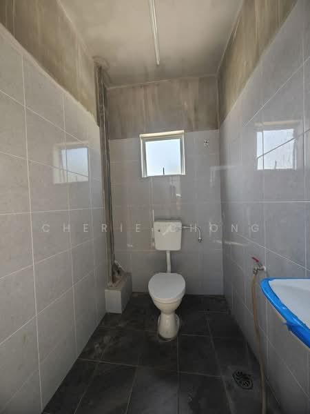 Factory for Rent in Ipoh (Perak) - Cherie Chong - Bathroom - PropertyGuru.com.my