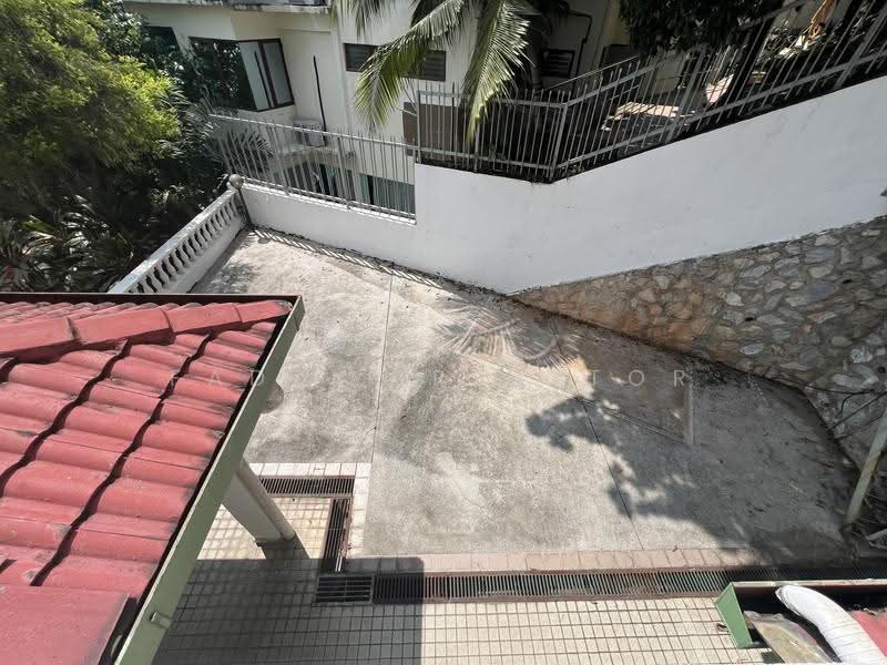 Rumah Banglo untuk Dijual di Taman Desa (Kuala Lumpur) - Fadzli Realtor - Exterior - PropertyGuru.com.my