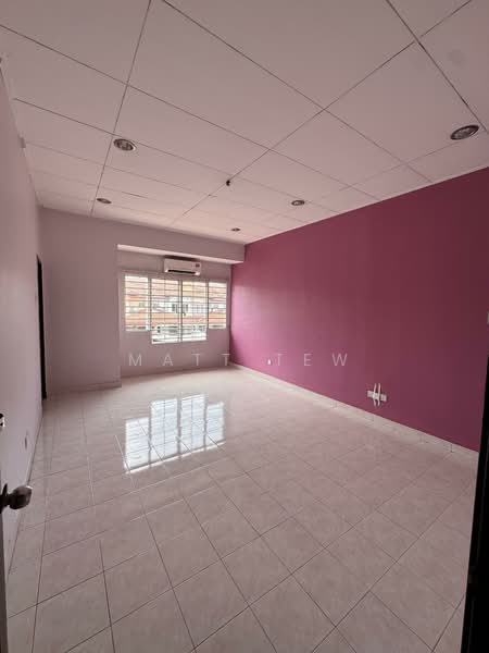 2-storey Terraced House for Sale in Bandar Bukit Tinggi 2 (Klang) - Matt Tew - Interior - PropertyGuru.com.my