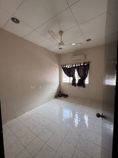 2-storey Terraced House for Sale in Bandar Bukit Tinggi 2 (Klang) - Matt Tew - Interior - PropertyGuru.com.my