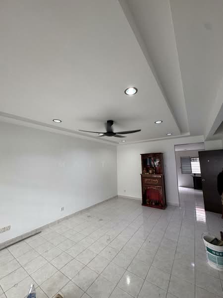2-storey Terraced House for Sale in Bandar Bukit Tinggi 2 (Klang) - Matt Tew - Living Room - PropertyGuru.com.my
