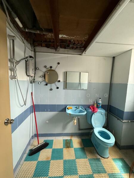 Pejabat untuk Disewa di Petaling Jaya (Selangor) - Dante Leong Zhenwen - Bathroom - PropertyGuru.com.my