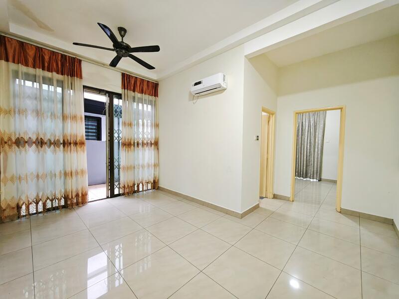 2-storey Terraced House for Sale in Taman Bayu Puteri (Johor Bahru) - Fu Guan - Living Room - PropertyGuru.com.my