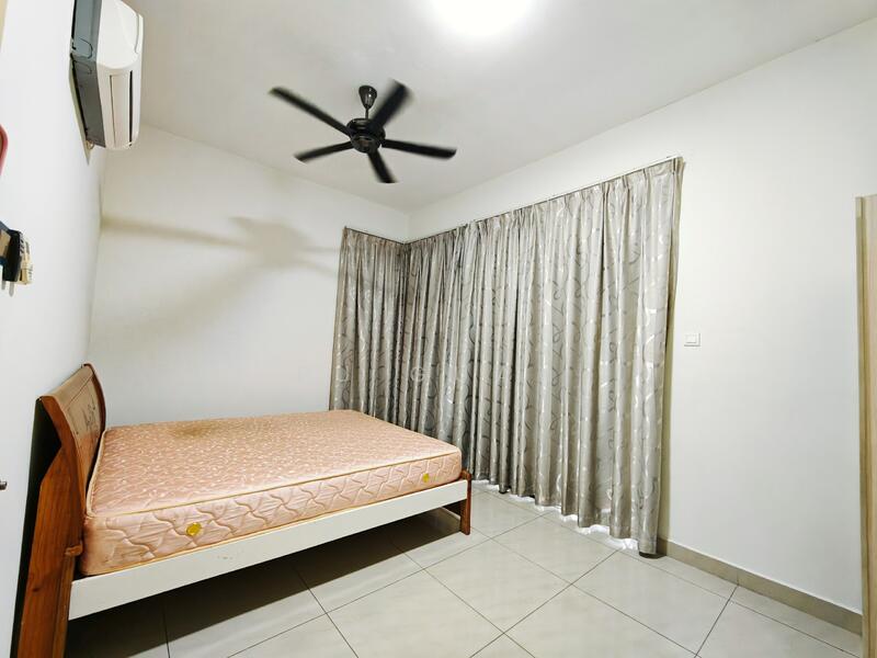 2-storey Terraced House for Sale in Taman Bayu Puteri (Johor Bahru) - Fu Guan - Bedroom - PropertyGuru.com.my