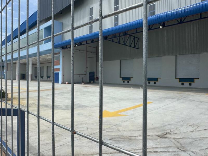 Detached Factory for Rent in Rawang (Selangor) - Vivian Lee - Exterior - PropertyGuru.com.my