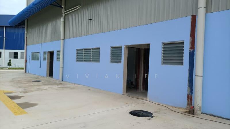 Detached Factory for Rent in Rawang (Selangor) - Vivian Lee - Exterior - PropertyGuru.com.my