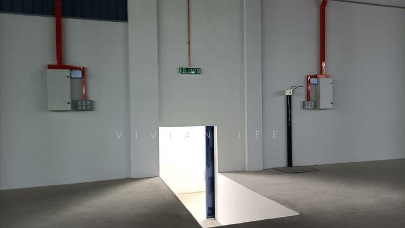 Detached Factory for Rent in Rawang (Selangor) - Vivian Lee - Entrance - PropertyGuru.com.my
