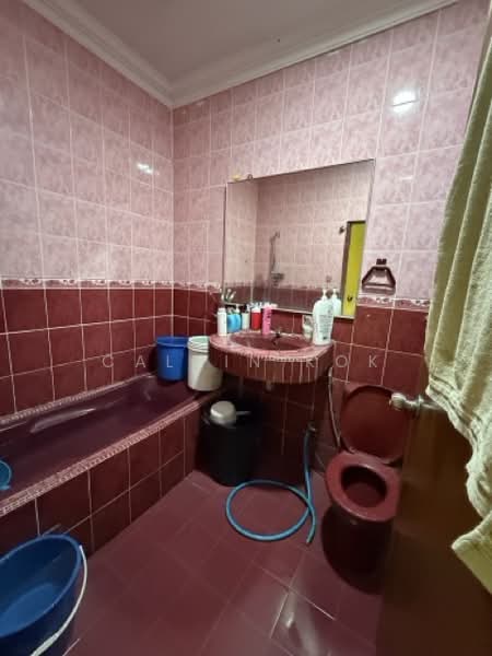 Taman Hiew Piow untuk Untuk Dijual - RM 310,000, Mac 2026 - Bathroom - PropertyGuru.com.my