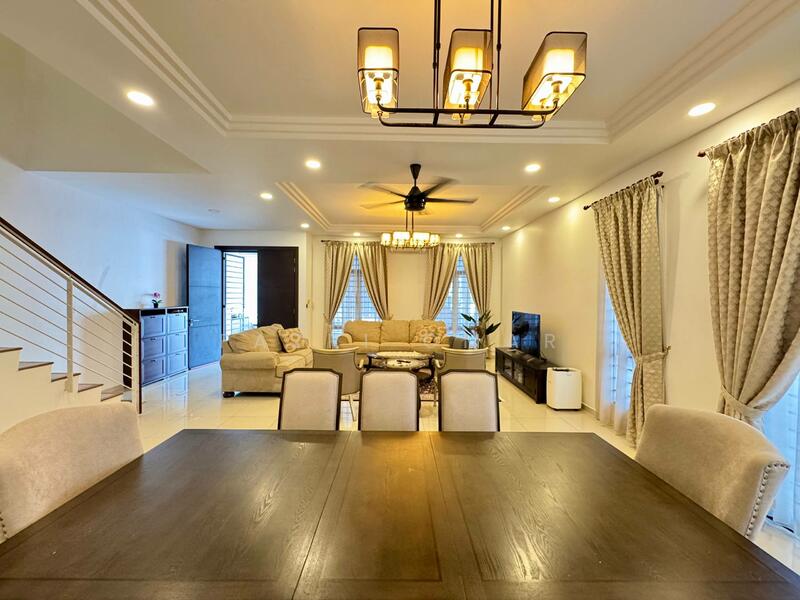 U12, Taman Cahaya Alam untuk Untuk Dijual - RM 990,000, Mac 2026 - Living Room - PropertyGuru.com.my