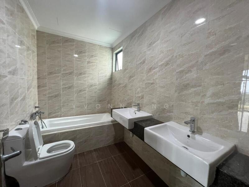 Laguna Heights (Bukit Laguna) untuk Untuk Disewa - RM 4,000 /bulan, Feb 2026 - Bathroom - PropertyGuru.com.my