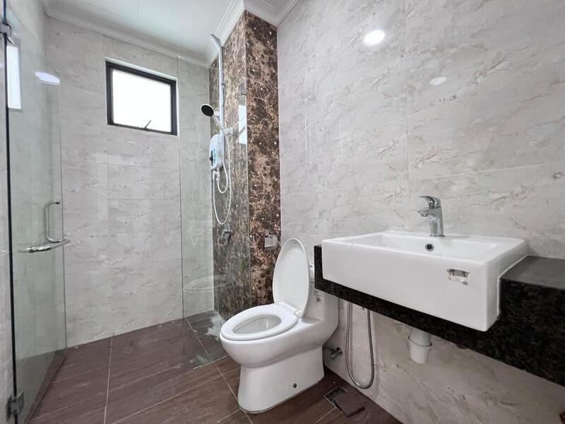 Laguna Heights (Bukit Laguna) untuk Untuk Disewa - RM 3,500 /bulan, Feb 2026 - Bathroom - PropertyGuru.com.my