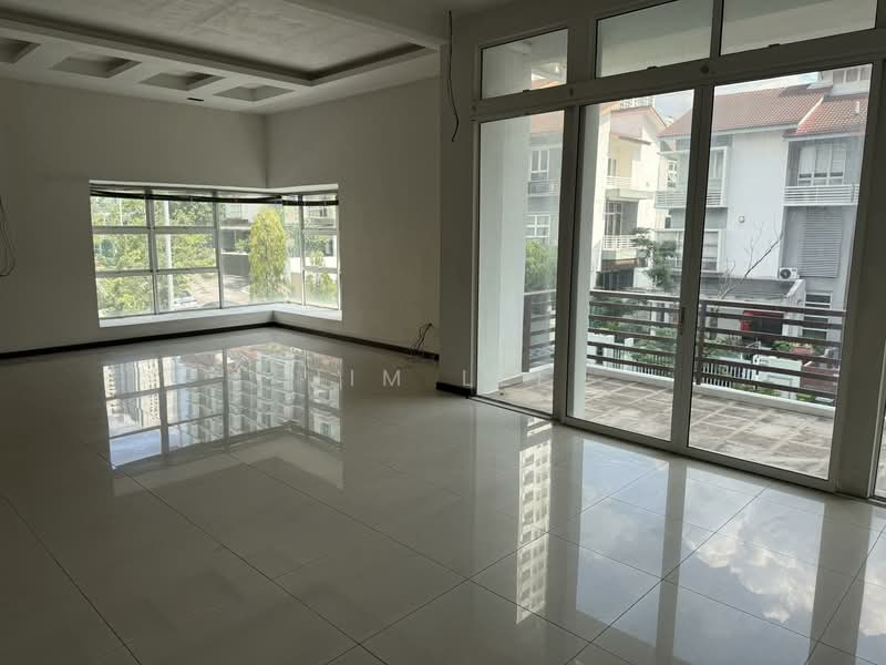 Semi-Detached House for Sale in Jalan Klang Lama (Old Klang Road) (Kuala Lumpur) - Jim Lee - Living Room - PropertyGuru.com.my