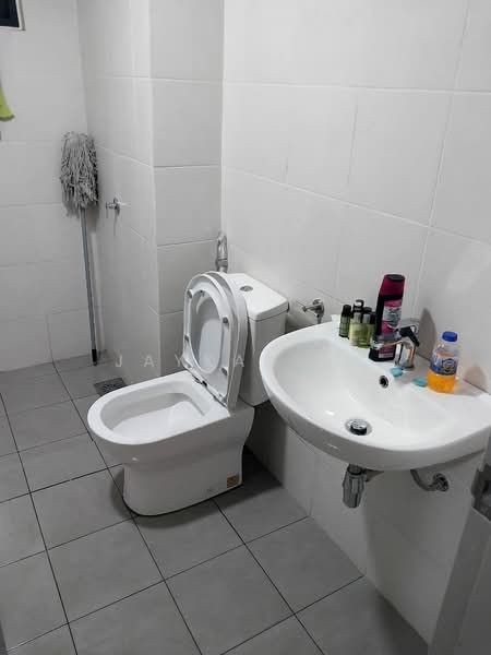 Service Residence for Rent at M Centura - Jaykay Ng - Bathroom - PropertyGuru.com.my