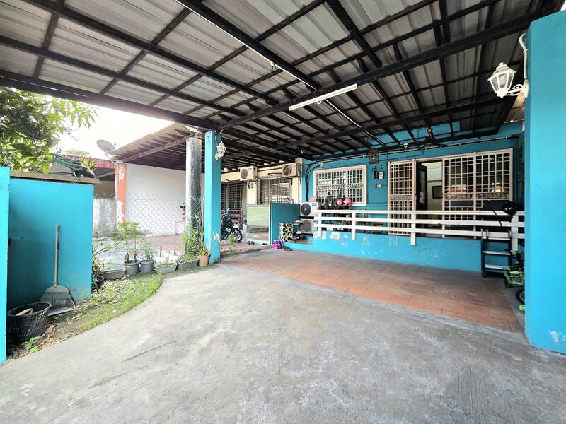 1-storey Terraced House for Sale in Kampung Rantau Panjang (Kapar) - Amni Manan - Exterior - PropertyGuru.com.my