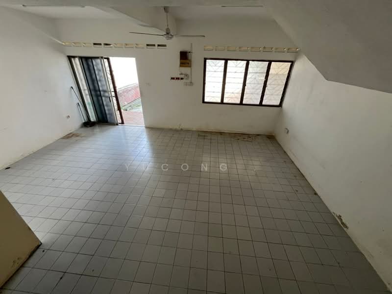 Rumah Teres 2-Tingkat untuk Dijual di Taman Johor Jaya (Johor Bahru) - Yucong . - Interior - PropertyGuru.com.my