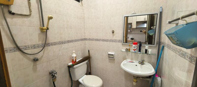 2-storey Terraced House for Sale in Ulu Tiram (Johor) - Guang Jun Loh - Bathroom - PropertyGuru.com.my