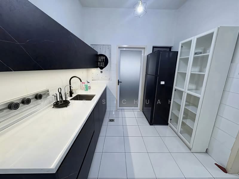 2-storey Terraced House for Rent in Setia Alam (Selangor) - Doris Chuah - Kitchen - PropertyGuru.com.my