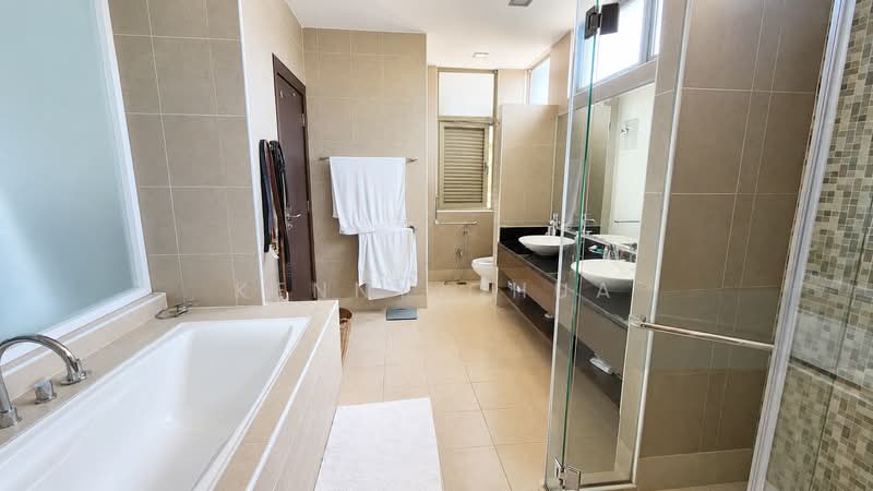 Rumah Banglo untuk Dijual di Seksyen U1 (Glenmarie) - Kenny Chua - Bathroom - PropertyGuru.com.my