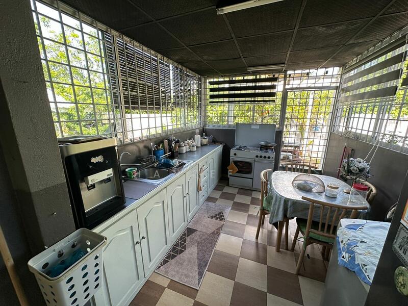 Bungalow for Sale in Alor Setar (Kedah) - Haneef . - Kitchen - PropertyGuru.com.my