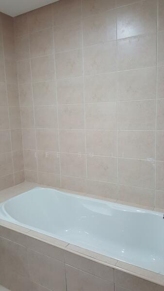 Condominium for Rent at Nautica Lake Suites - Lee Su Li - Bathroom - PropertyGuru.com.my