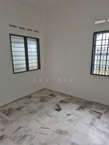 For Rent - TUTA Villa III @ Taman Ungku Tun Aminah