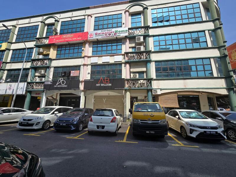 Shop / Office untuk Dijual di Seri Kembangan (Selangor) - Sky Yap - Exterior - PropertyGuru.com.my