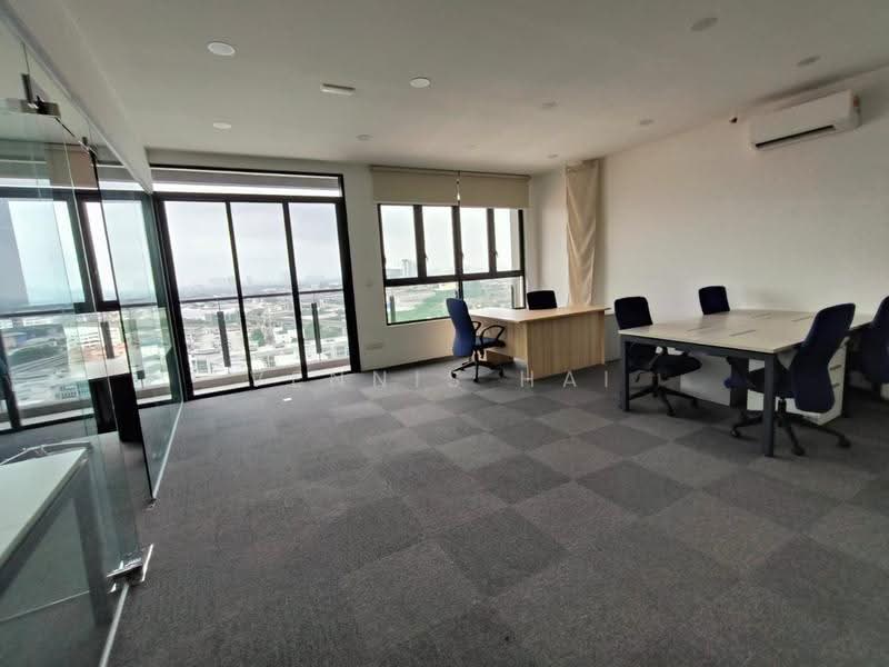 Pejabat untuk Disewa di Bandar Puteri Puchong (Puchong) - Vennis Hai - Interior - PropertyGuru.com.my