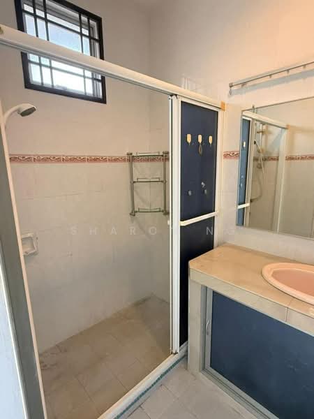 Townhouse for Sale in Johor Bahru (Johor) - Sharon Ng - Bathroom - PropertyGuru.com.my