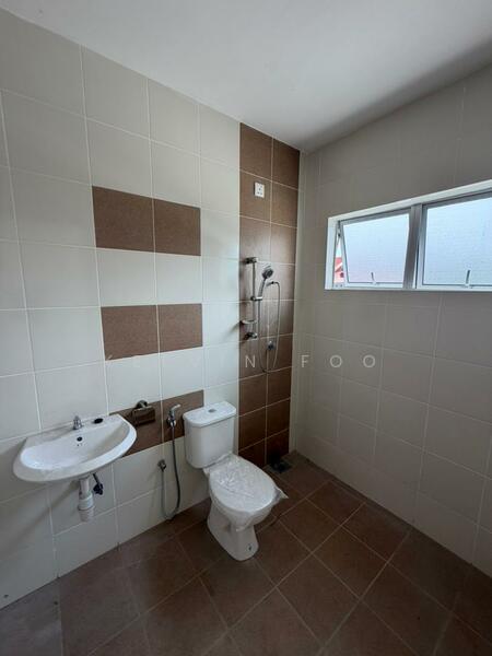 2-storey Terraced House for Sale in Taman Banjar Jaya (Teluk Intan) - Kelvin Foo - Bathroom - PropertyGuru.com.my