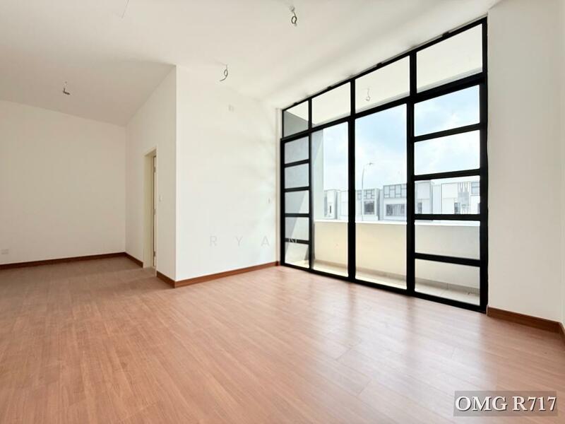 2-storey Terraced House for Sale in Setia Alam (Selangor) - Ryan . - Living Room - PropertyGuru.com.my