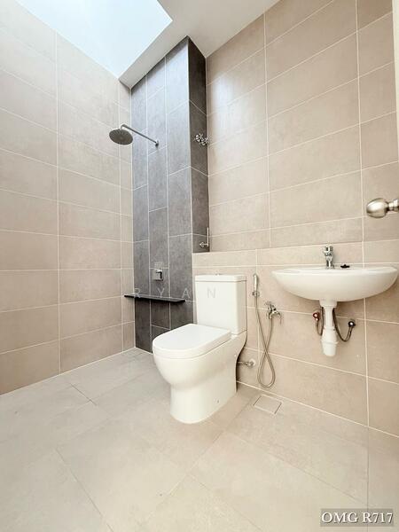 2-storey Terraced House for Sale in Setia Alam (Selangor) - Ryan . - Bathroom - PropertyGuru.com.my