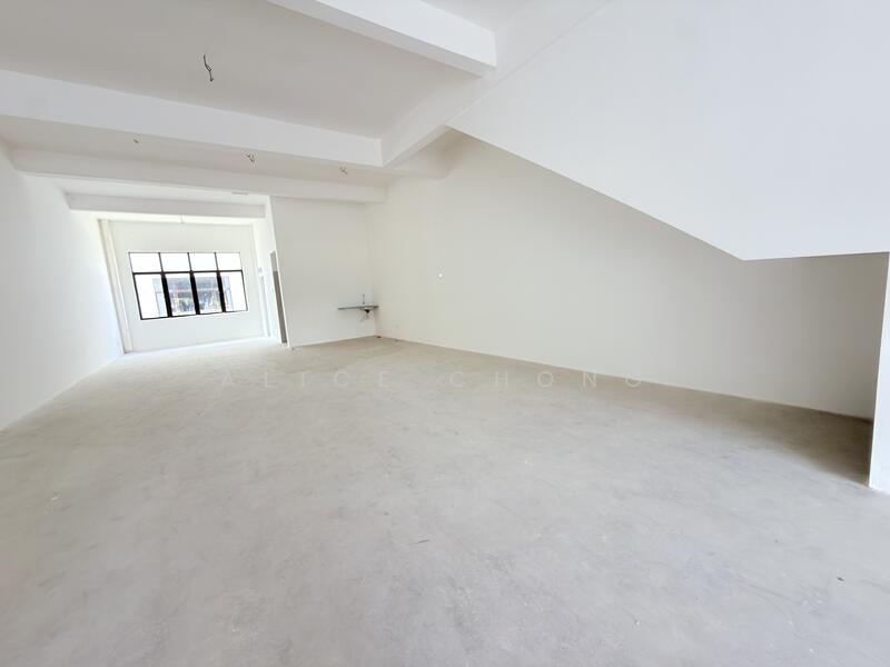 Shop / Office for Sale in Pekan Nenas (Jeram Batu) - Alice Chong - PropertyGuru.com.my