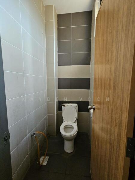 Gelang Patah Empire Park 1.5 Storey Semi-Detached Factory untuk Untuk Disewa - RM 21,000 /bulan, Feb 2026 - Bathroom - PropertyGuru.com.my