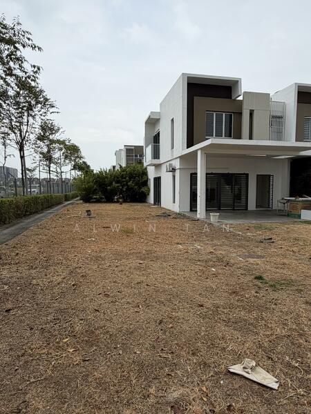 2-storey Terraced House for Rent in Dengkil (Selangor) - Alwin Tan - Exterior - PropertyGuru.com.my