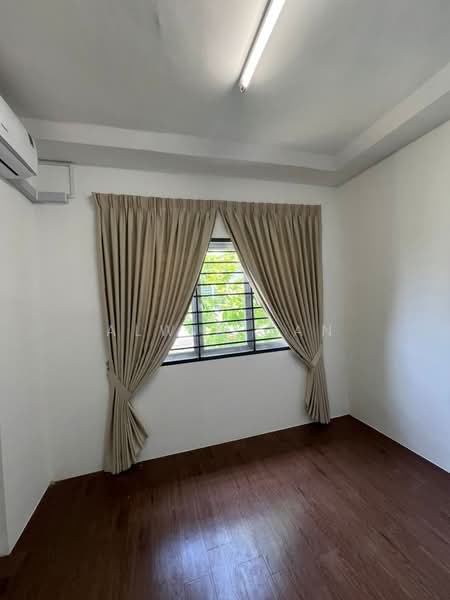 2-storey Terraced House for Rent in Dengkil (Selangor) - Alwin Tan - Medium Room - PropertyGuru.com.my