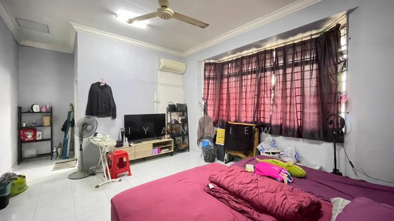 Taman Desa Jaya Johor Bahru untuk Untuk Dijual - RM 588,000, Mac 2026 - Bedroom - PropertyGuru.com.my