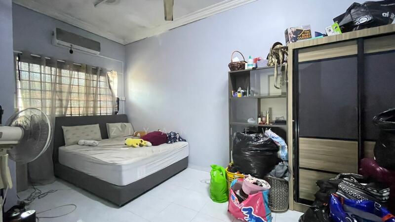 Taman Desa Jaya Johor Bahru untuk Untuk Dijual - RM 588,000, Mac 2026 - Bedroom - PropertyGuru.com.my