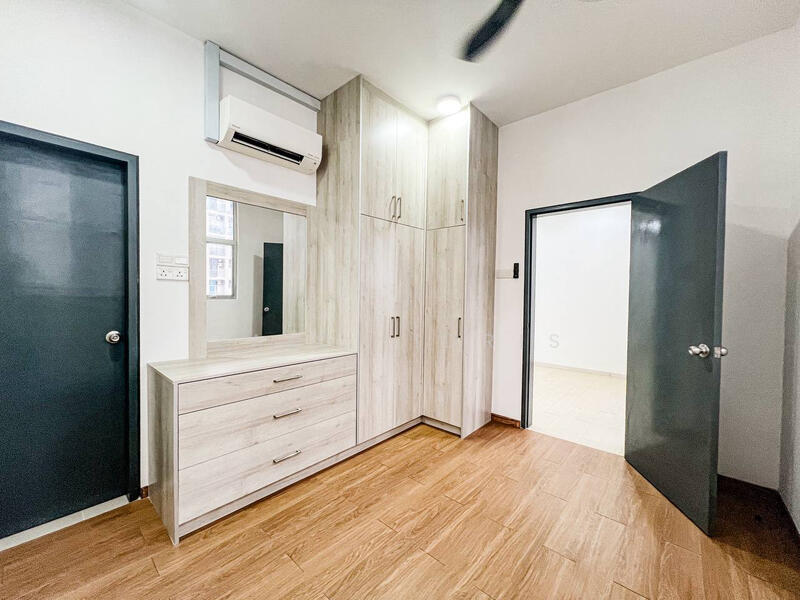 Apartment for Sale at Selangorku Pr1ma Lakefront Homes - Zaidi Idris - Bedroom - PropertyGuru.com.my