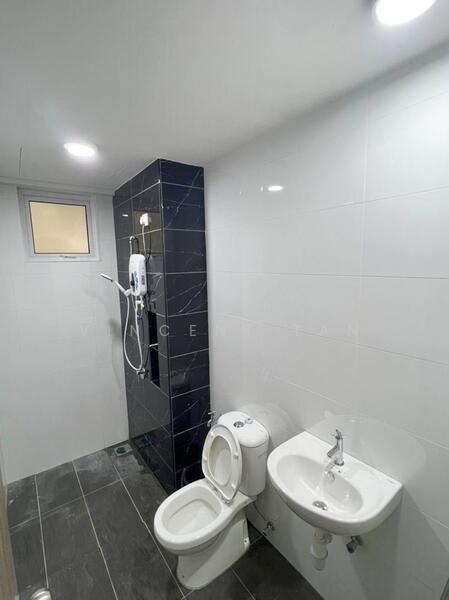 Zen 6 untuk Untuk Disewa - RM 2,000 /bulan, Mac 2026 - Bathroom - PropertyGuru.com.my