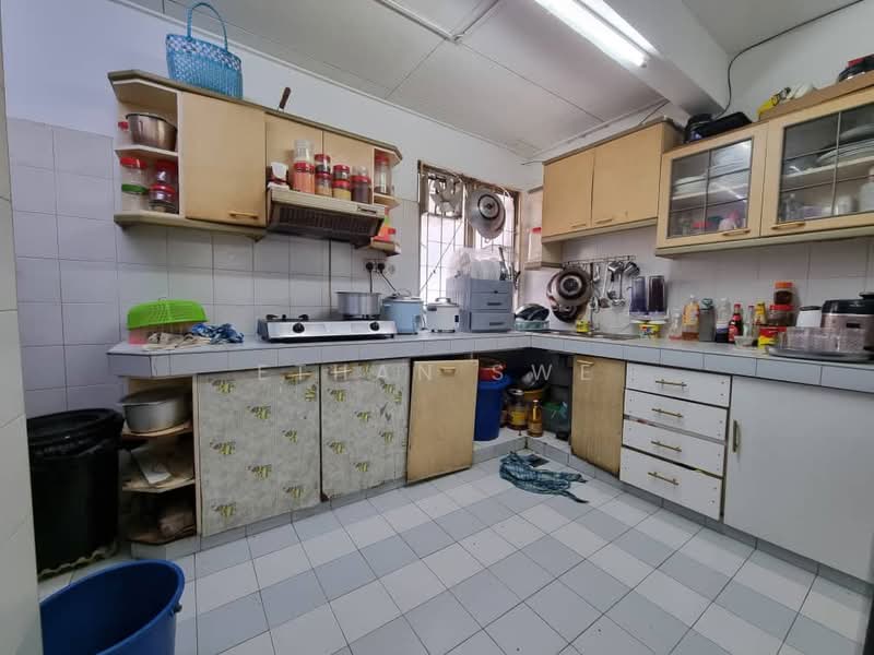 Rumah Teres untuk Dijual di Taman Mayang (Petaling Jaya) - Ethan Swe - Kitchen - PropertyGuru.com.my