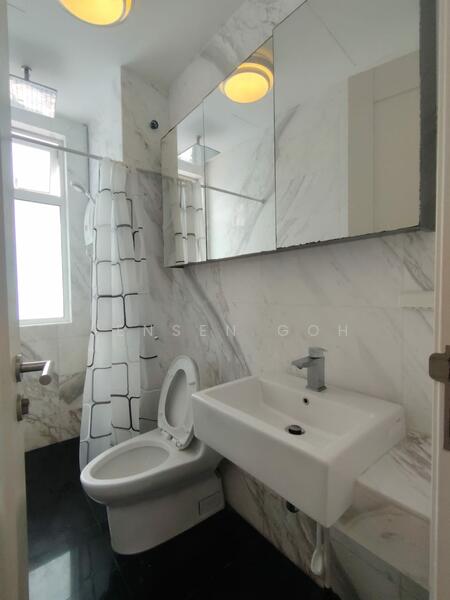 Service Residence for Rent at TriTower Residence @ Johor Bahru Sentral - Jensen Goh - Bathroom - PropertyGuru.com.my