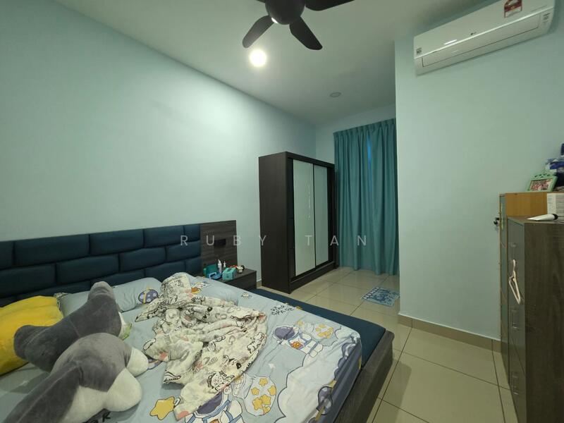 2-storey Terraced House for Sale at Taman Sri Pulai Perdana - Ruby Tan - Bedroom - PropertyGuru.com.my