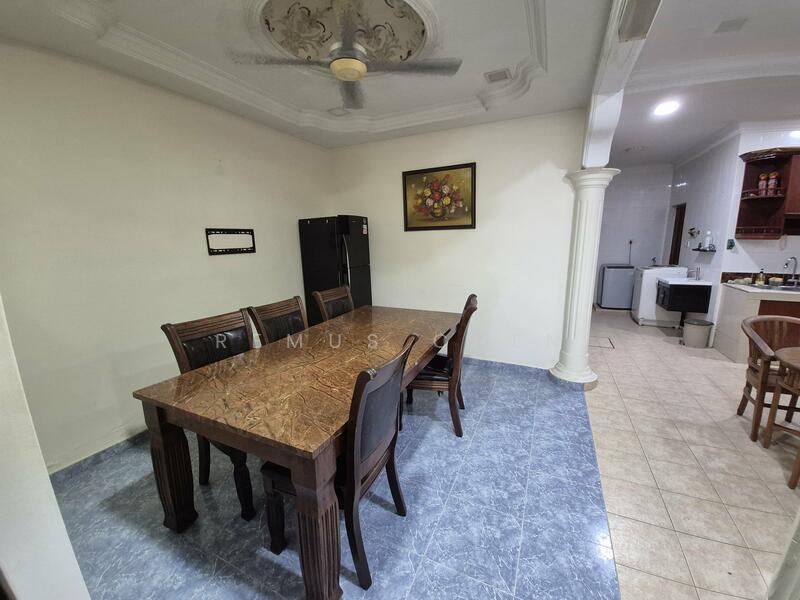 Terraced House for Sale in Taman Selayang (Selayang) - Remus Chen - Dining Room - PropertyGuru.com.my