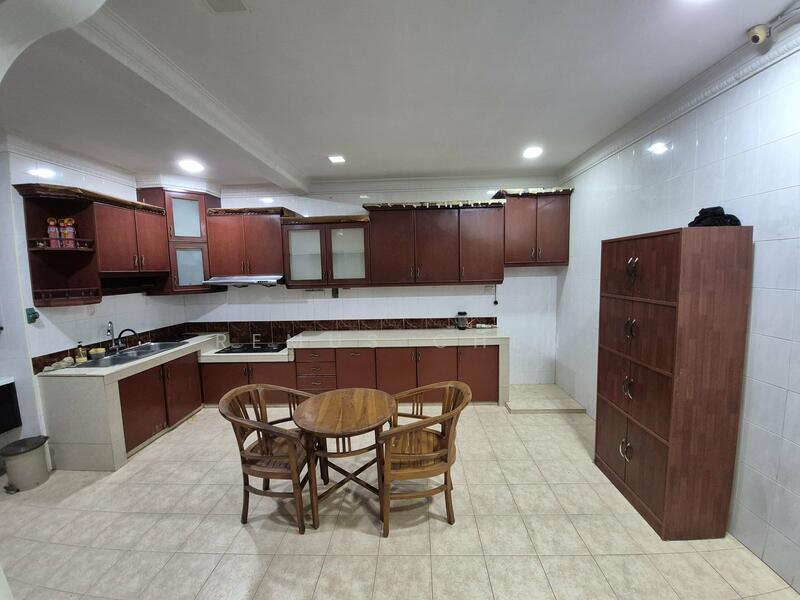 Terraced House for Sale in Taman Selayang (Selayang) - Remus Chen - Kitchen - PropertyGuru.com.my